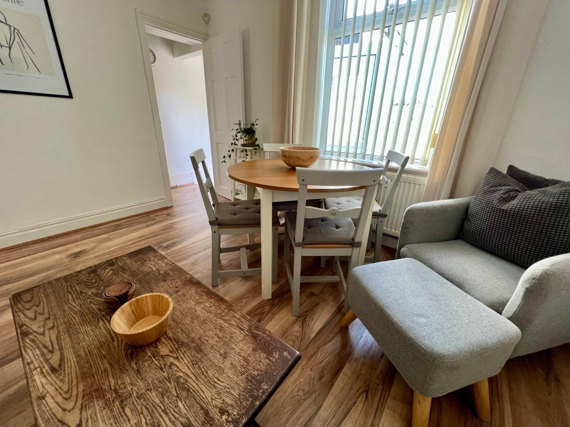 2025 Award Winner Liverpool Ivy House - 4 Bedrooms Dış mekan fotoğraf